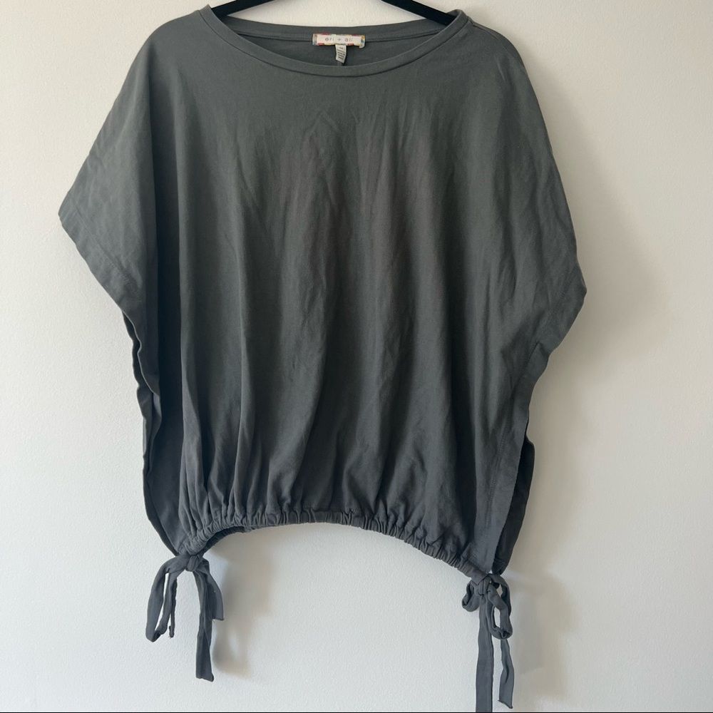 Anthropologie Eri + Ali Dark Gray Teagan Side Tie Top